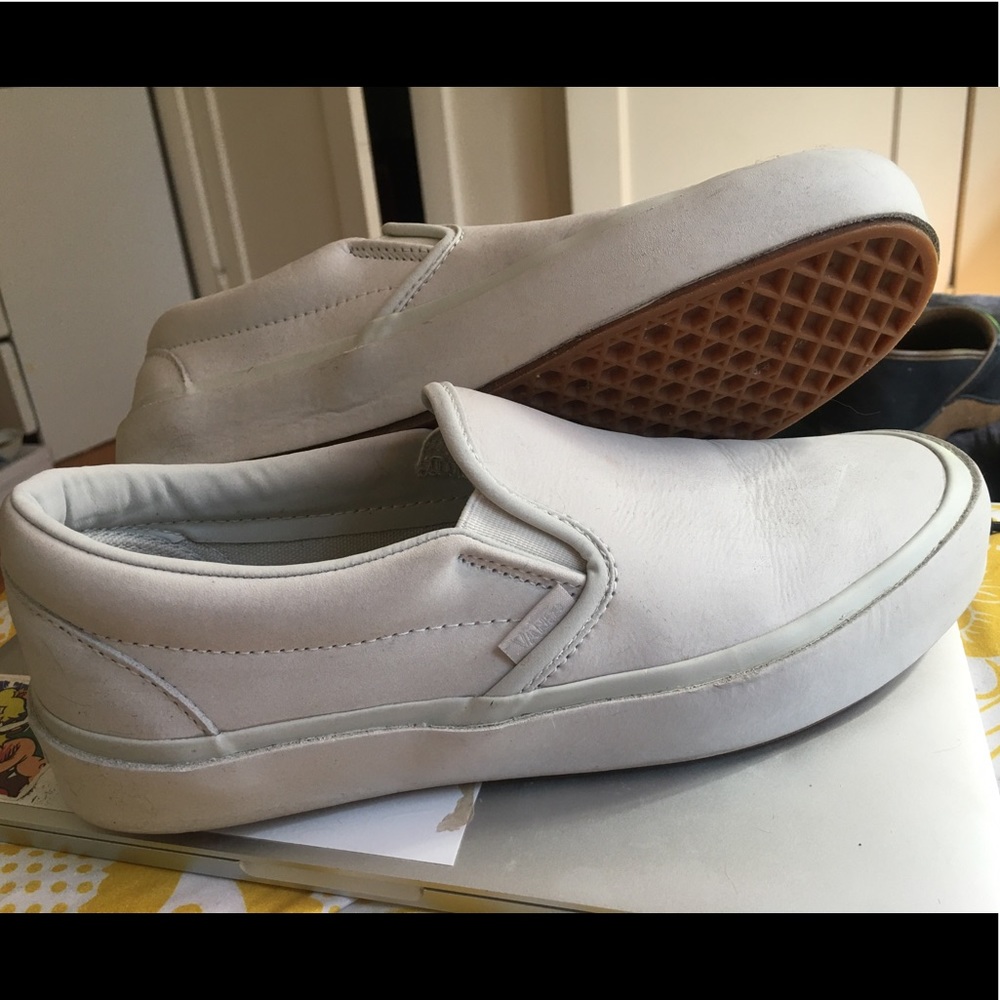 Vans suede slip on.